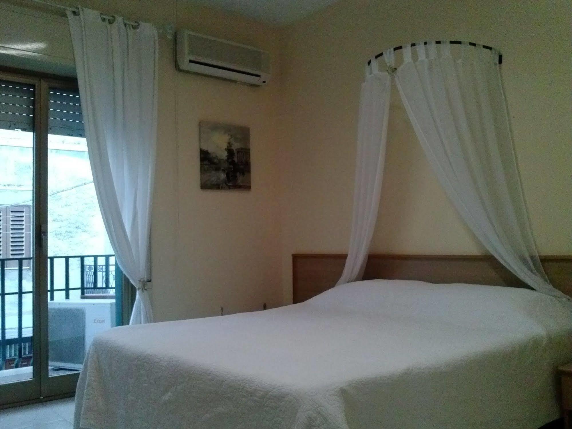 Hotel Sicania Montedoro Kültér fotó